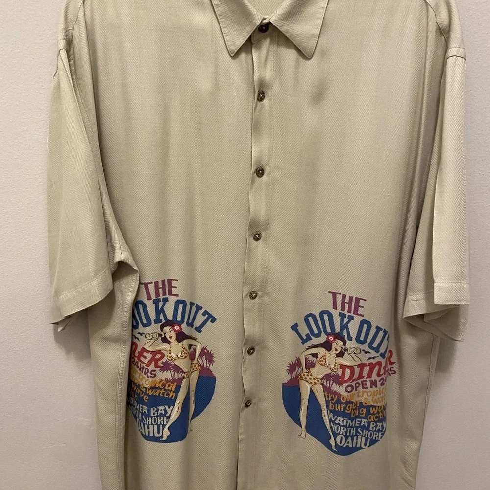 Men’s  CAMPIA XL short sleeve button down shirt in beige with diner logo. - Picture 3 of 12